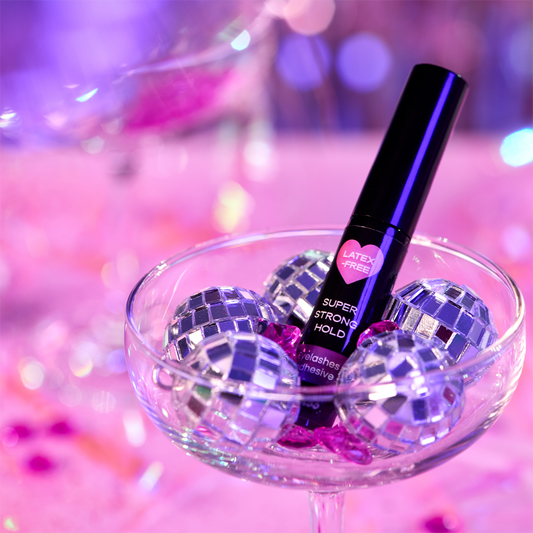 quick drying lash glue paraben and silicone free